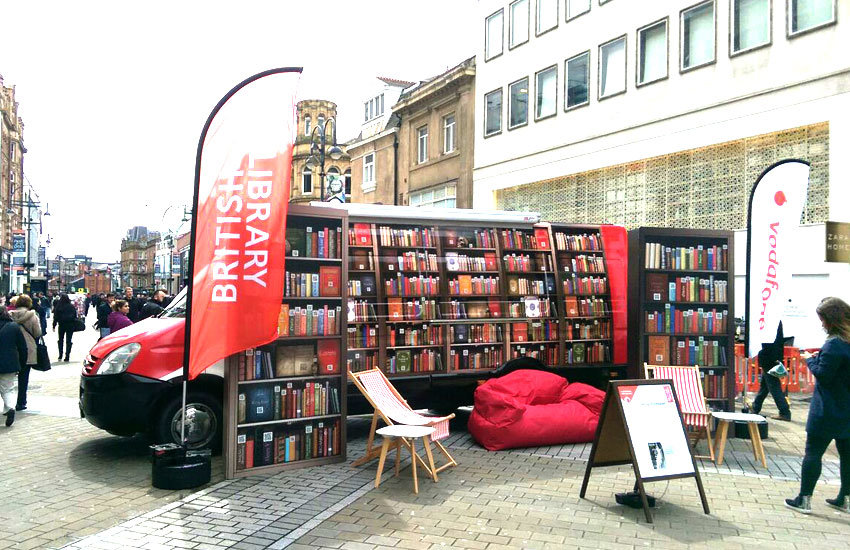 Vodafone - Promo Vehicle, Experiential Marketing & Promo Staff