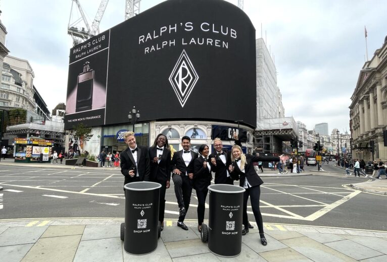 Perfume sampling for L'Oreal