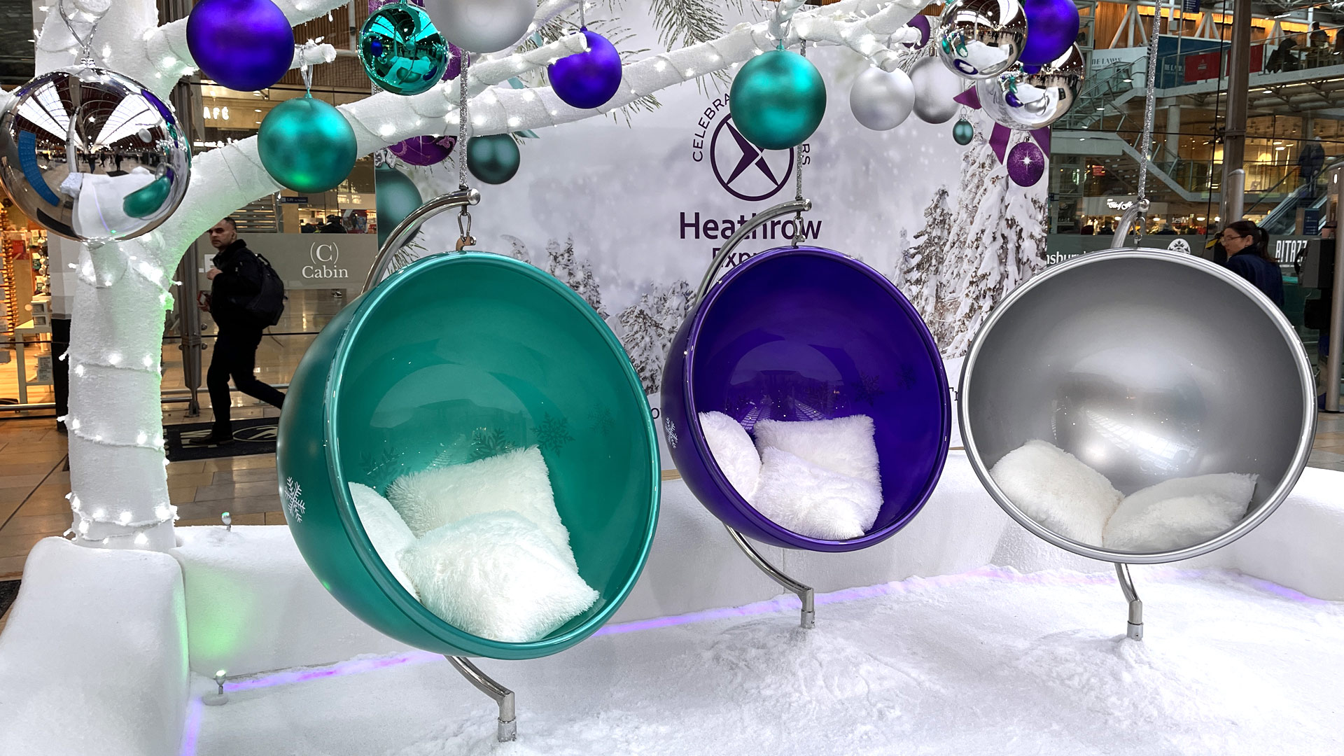 Custom brand activation design and build for Heathrow Express.