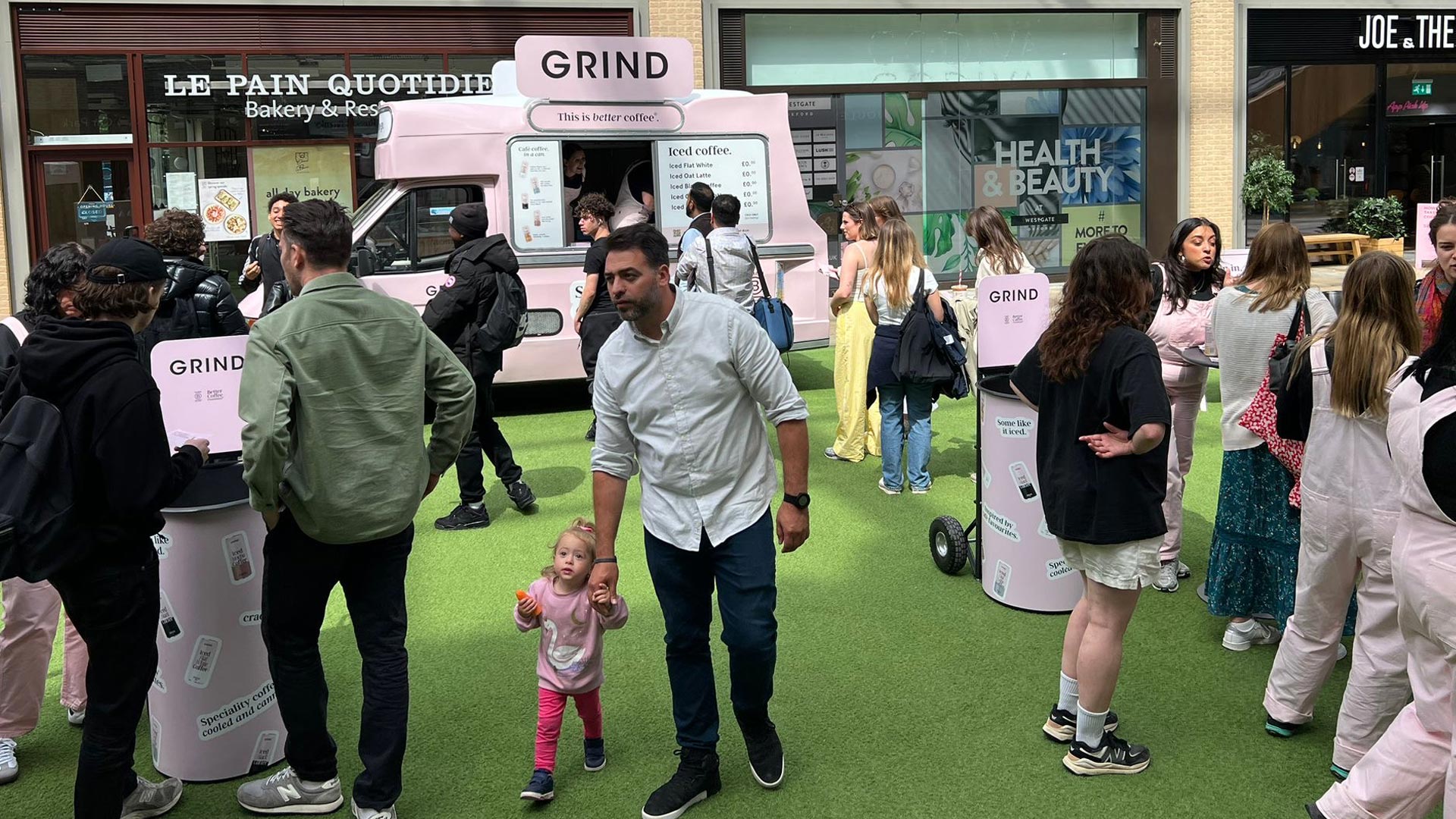 Iced coffee sampling for Grind