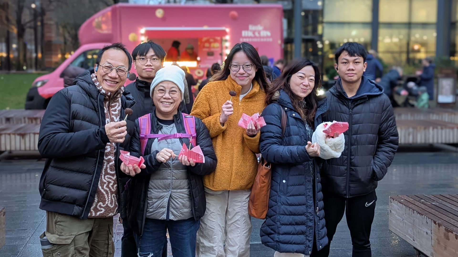 Little Moons Cheesecake sampling campaign by iMP