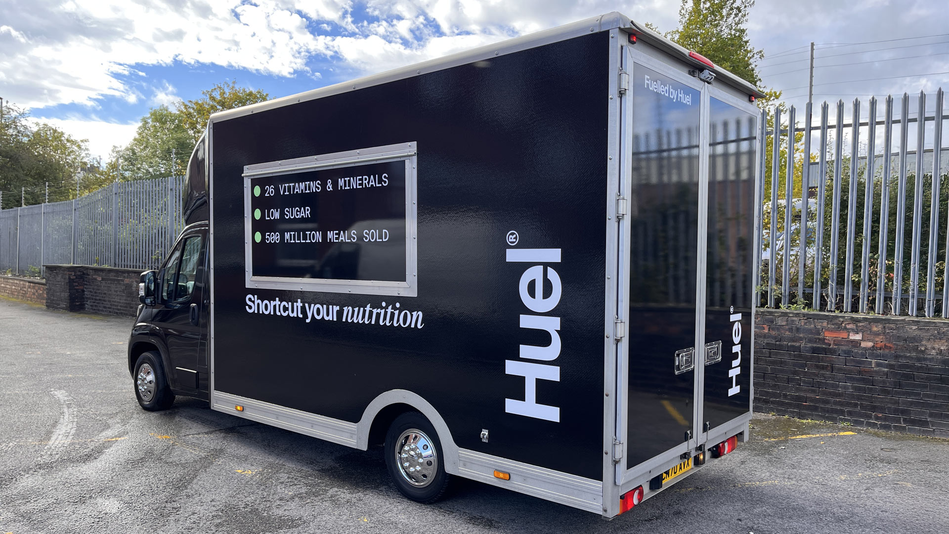 Huel sampling van tour by iMP